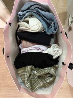 (Category: ) located in . Submitted by 99rdbllns (Listing ID 1352215090, Image 1). Description: .