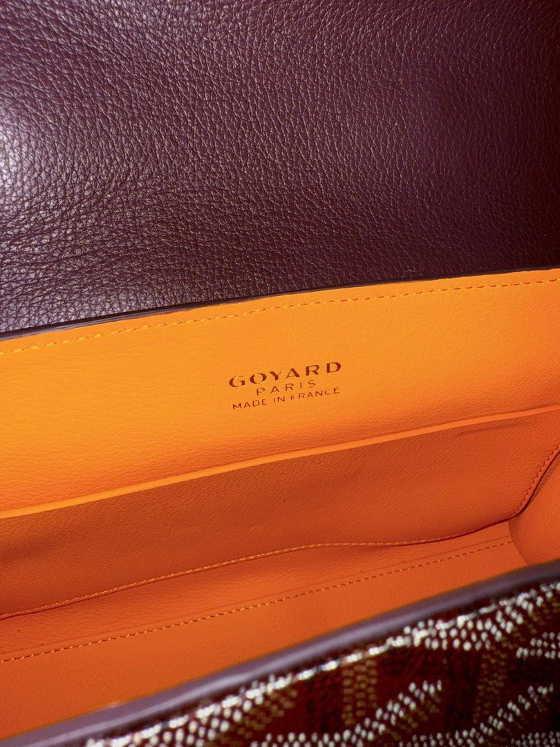 Mini crossbody Goyard (Category: Luxury Bags & Wallets) located in Makati City. Submitted by neejga (Listing ID 1352162563, Image 3). Description: All listings are from my personal collection Decluttering Slightly negotiable Bought in Korea,Japan, US etc Authenticity of this item is not guaranteed .