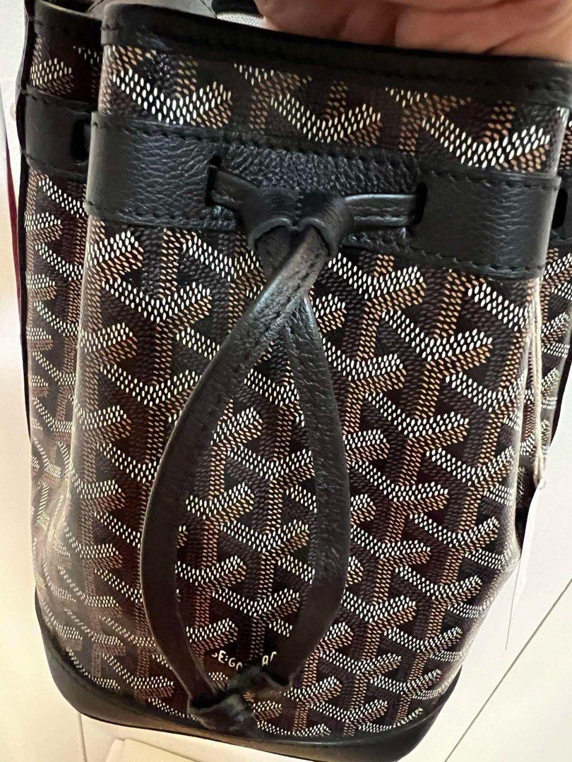 Goyard Petit Flot Bucket (Category: Luxury Bags & Wallets) located in Cavite. Submitted by louiessaliviac (Listing ID 1352215835, Image 3). Description: ✅ GOYARD Petit Flot Bucket Bag 95% new Complete inclusions dustbag ,care card , tag,cards.