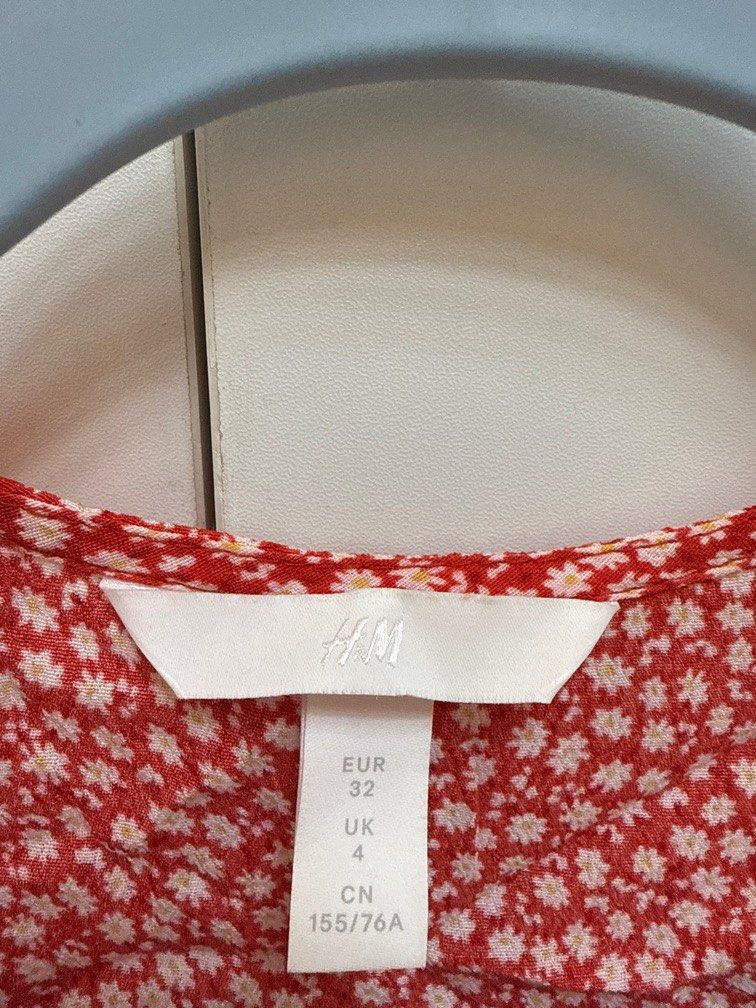 H&M Red Tied Peplum Top (Category: Shirts) located in Quezon City. Submitted by snoopywardrobe (Listing ID 1352293924, Image 2). Description: .