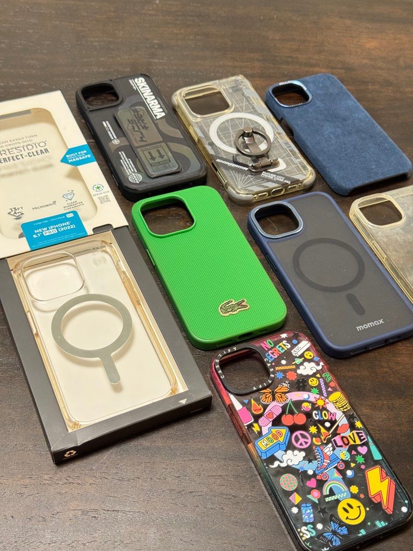 iPhone 14 Pro (take all 8 cases) (Category: Cases & Sleeves) located in Muntinlupa City. Submitted by paovi (Listing ID 1352204717, Image 2). Description: Take all eight (8) iPhone 14 Pro cases for only 600 List of cases, brands, and their original prices: 1) Lacoste Mesh Croco Patch (Magsafe) - 2,250 2) Skinarma Case - 2,100 3) Casetify Case - 1,890 4) Skinarma case with built-in pivotal ring stand (Magsafe) - 3,450 5) Momax CaseForm Roller With
