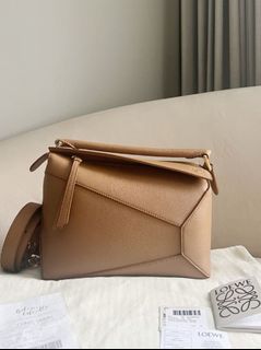 (Kategori: ) berada di . Dikirim oleh razhbags (ID iklan 1352255157, Gambar 1). Deskripsi: .