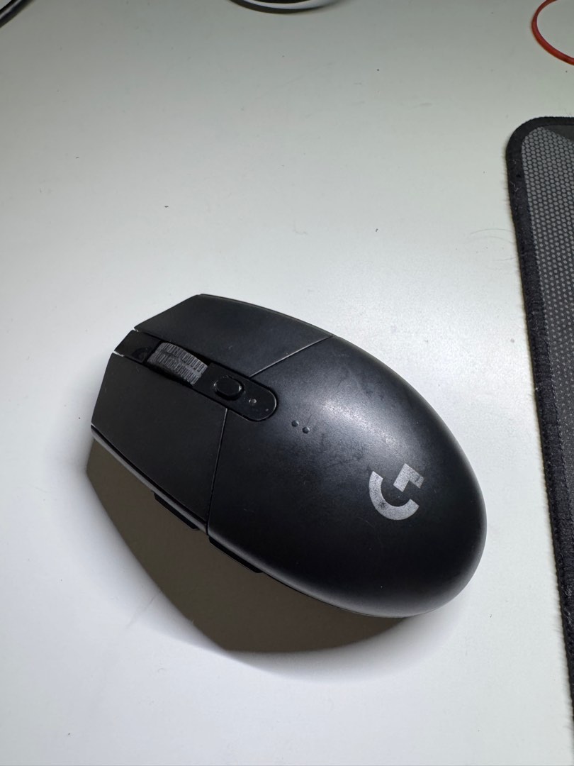Logitech G304 gaming mouse, Computers & Tech, Parts & Accessories ...
