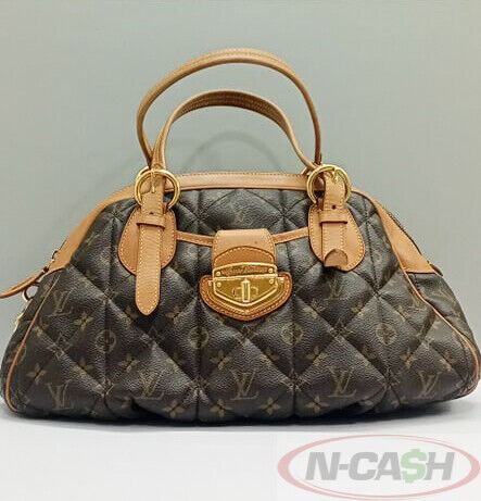 Louis Vuitton Etoile Monogram Canvas Bowling Bag (Category: Luxury Bags & Wallets) located in Quezon City. Submitted by luxury_by_n-cash (Listing ID 1352213923, Image 1). Description: N-Cash Pawnshop "Instant Cash for Bags, Watches, Cars, and Electronics" https://www.ncash-pawnshop-philippines.com/ Louis Vuitton Etoile Monogram Canvas Bowling Bag PRE-OWNED Measures: 17.5″ L x 9″ H x 10″ D (approx) 6″ Handle Drop Material: Monogram Canvas with Lea