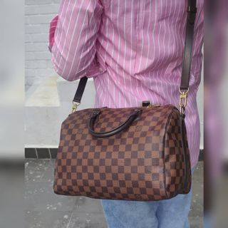 (Category: ) located in . Submitted by luxuryvintage (Listing ID 1352296848, Image 1). Description: .