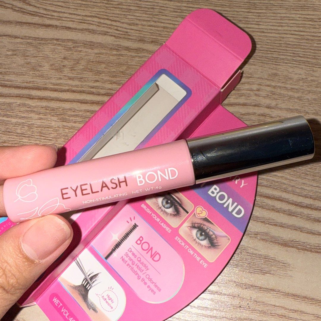Mlen diary lash bond (Category: Makeup) located in Paranaque City. Submitted by cilantr0 (Listing ID 1352313527, Image 3). Description: Mlen diary lash bond Brand new MOP: GCASH/BDO Buyer will shoulder sf Lalamove only no meet ups Loc: Sucat muntinlupa .