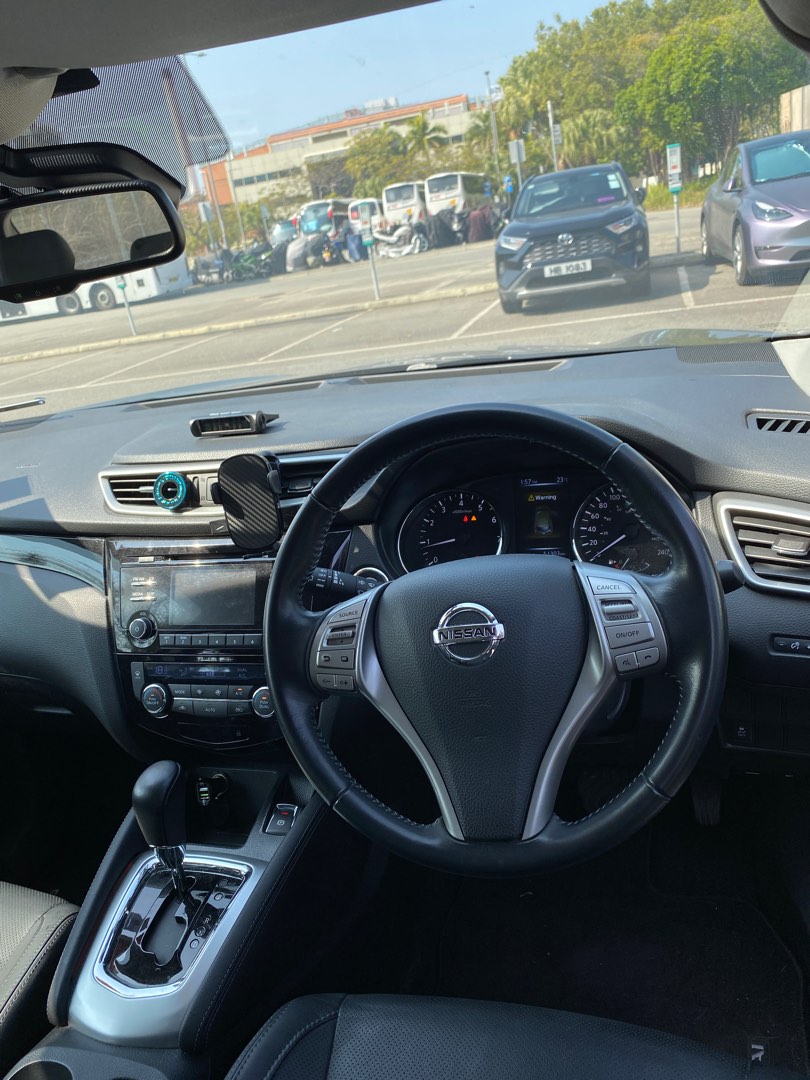 Nissan Qashqai plus -- Auto62866876588290114