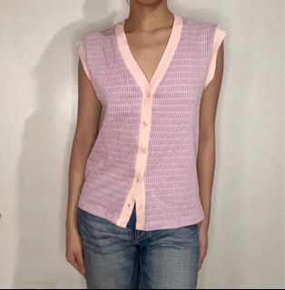 (Category: ) located in . Submitted by jiaxpreloved (Listing ID 1352210970, Image 1). Description: .
