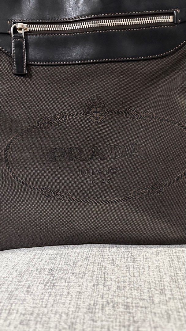 Prada Jacquard Canvas Crossbody Bag (Category: Luxury Bags & Wallets) located in Quezon City. Submitted by ror-y (Listing ID 1352313519, Image 2). Description: .