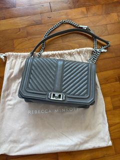 (Category: ) located in . Submitted by shop_loved (Listing ID 1352188586, Image 1). Description: .