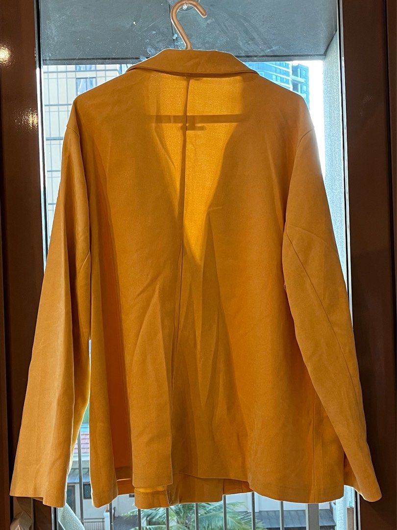 SHEIN YELLOW SUIT (Category: Sets or Coordinates) located in Makati City. Submitted by messbless (Listing ID 1352275880, Image 3). Description: - Delivery and booking care of buyer.