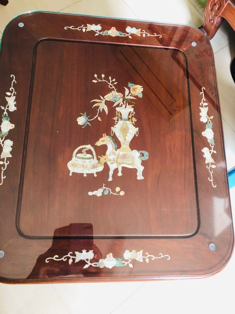 Side Table (Category: Tables & Sets) located in Singapore. Submitted by gh2828 (Listing ID 1350930636, Image 3). Description: Mother of pearl 56x48cm Self collection .