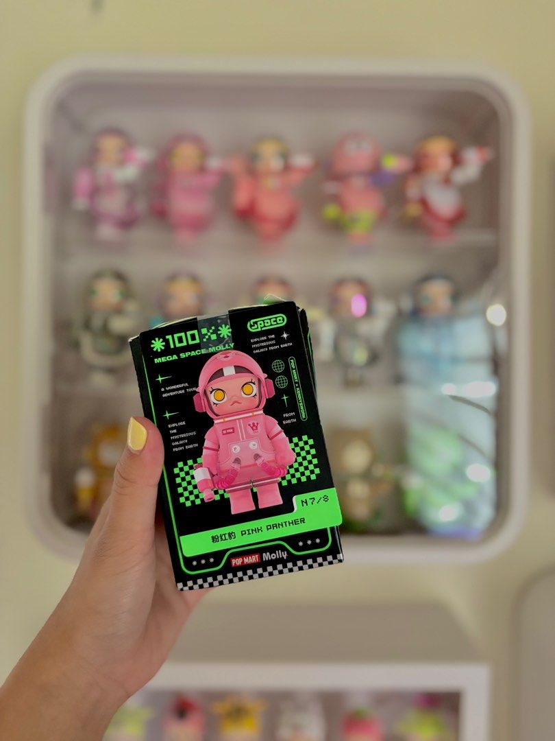 Space Molly 100% Pink Panther (Category: Designer & Blind Box Toys) located in Guagua. Submitted by holamissy (Listing ID 1352239659, Image 1). Description: Sealed foil 2nd and 3rd photo is mine, for reference Open to trade.