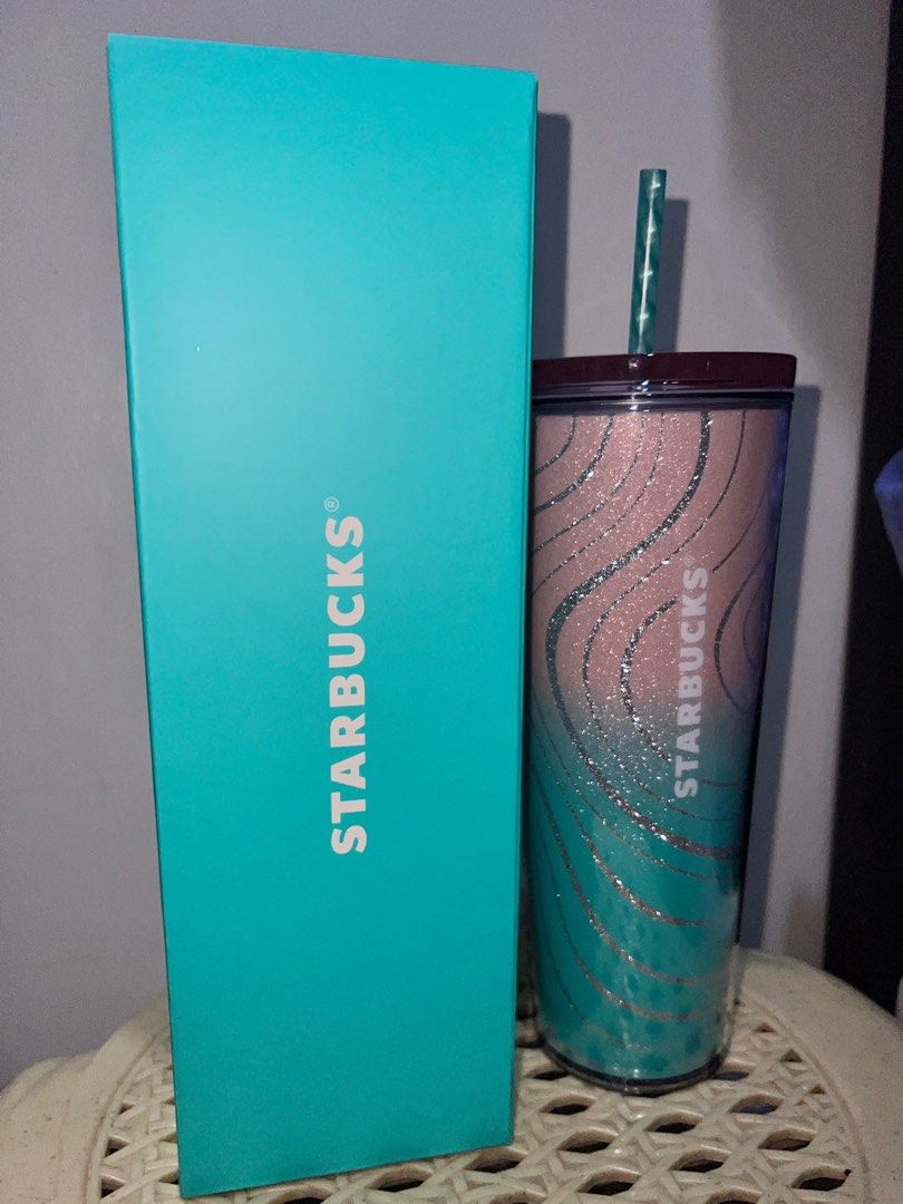 Starbucks Turquoise Cold cup (Category: Water Bottles & Tumblers) located in Makati City. Submitted by robitusssinpapi (Listing ID 1352271436, Image 1). Description: Brand new Redeemed last feb 8 Bgc or makati meet ups.