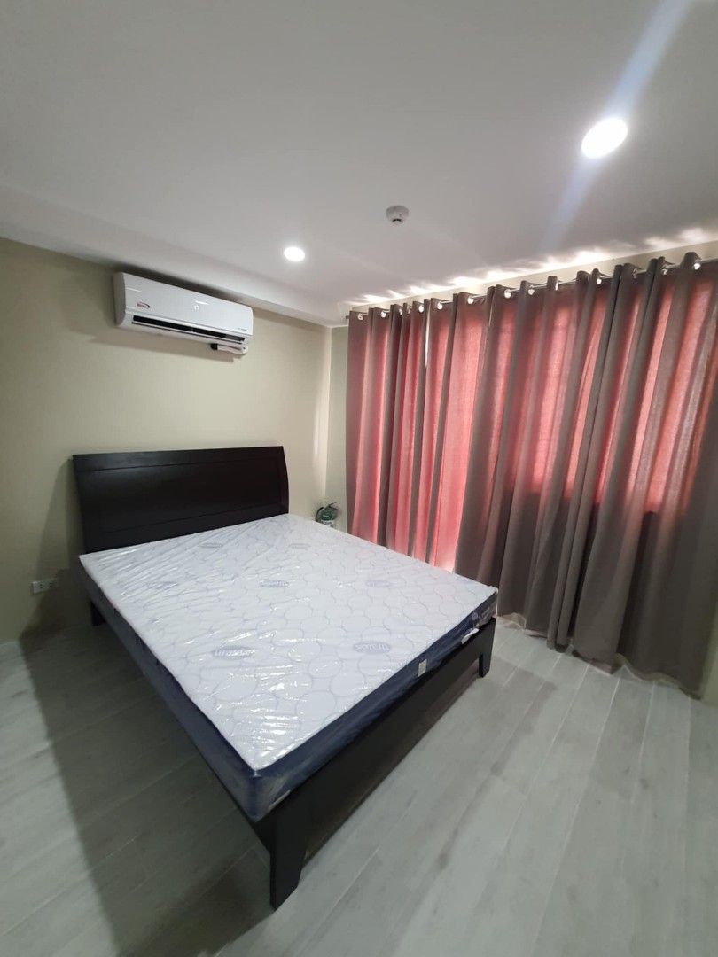 Studio unit for rent in Ayala Center (Category: Apartments & Condos) located in Manila. Submitted by armee_f (Listing ID 1352259420, Image 2). Description: Looking for a condo in the heart of Cebu City? This fully furnished studio unit at Cityscape Hotel & Condominium is perfect for professionals, students, expatriates, and business travelers who want to live close to everything that matters. ✨ Prime Location 🏢 Near Cebu Business Park 💼 Minutes