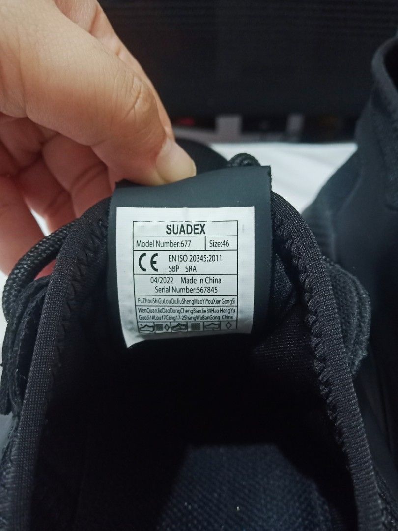 Suadex Lightweight Steel Toe Sneakers (Category: Sneakers) located in Quezon City. Submitted by clmcr (Listing ID 1352196108, Image 3). Description: PLEASE READ DESCRIPTION CAREFULLY BEFORE BUYING. - Brand new - Suadex Lightweight Steel Toe Sneakers - Perfect pang construction sites na work - Di nagamit kahit once - Size: 46 EU (13.5 US) - Length: 30.5 cm - 69.99 usd (original price).