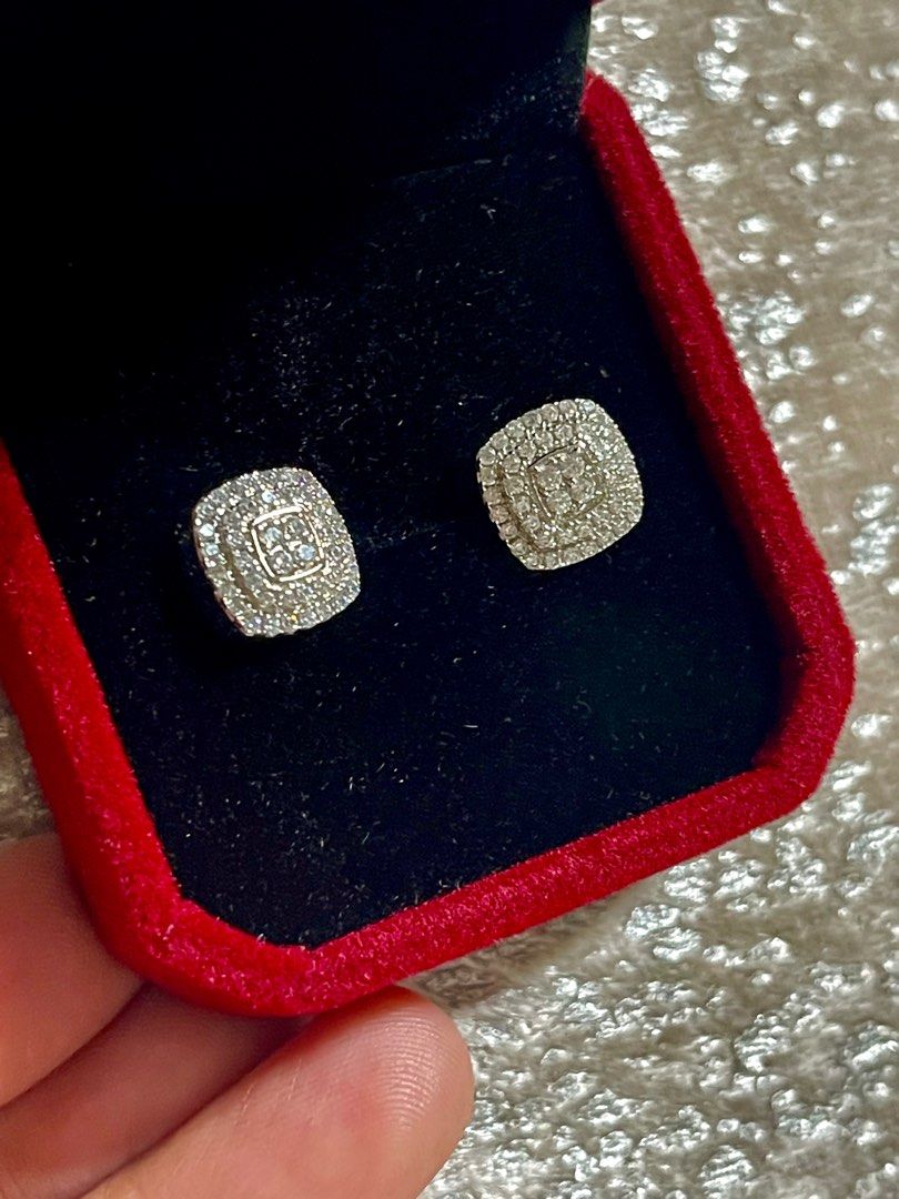 Swiss dia earrings (Category: Earrings) located in Bulacan. Submitted by grazcloset (Listing ID 1352270793, Image 2). Description: Swiss diamond earrings Non tarnish made of titanium Bought : 2,800 Selling price : 1,700 ∙ payment first.
