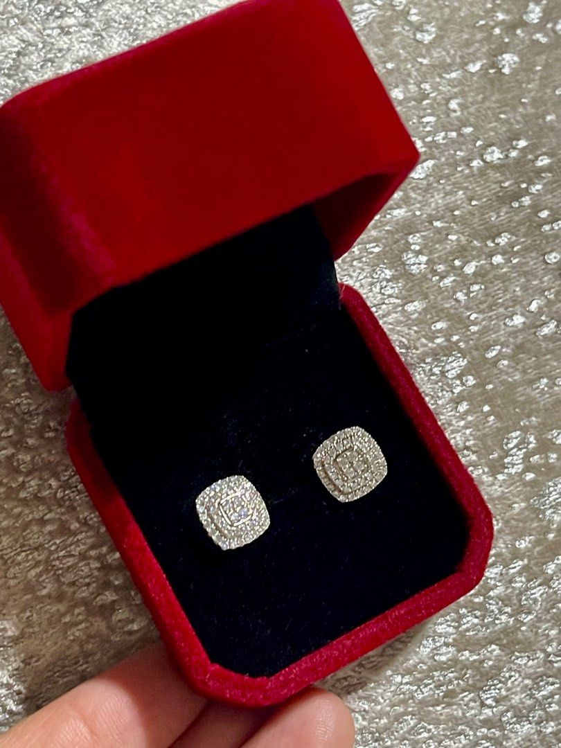 Swiss dia earrings (Category: Earrings) located in Bulacan. Submitted by grazcloset (Listing ID 1352270793, Image 1). Description: Swiss diamond earrings Non tarnish made of titanium Bought : 2,800 Selling price : 1,700 ∙ payment first.