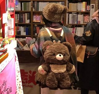(Category: ) located in . Submitted by weirdisokay (Listing ID 1352164278, Image 1). Description: .