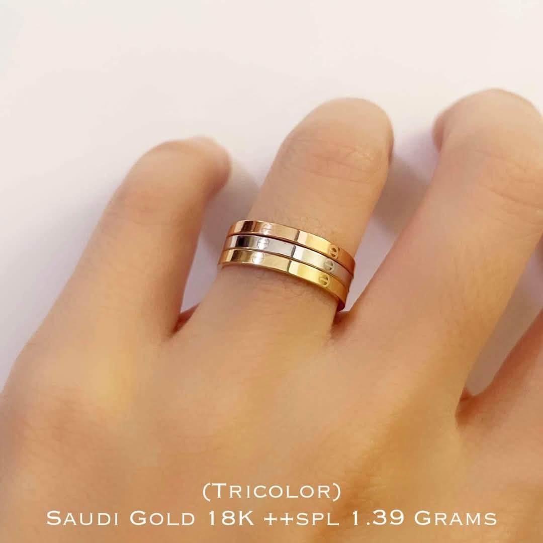 Tricolor Ring for women (Category: Rings) located in Manila. Submitted by rexanie (Listing ID 1352216102, Image 2). Description: New Avialbel Size: 6 Pawnable 18K.