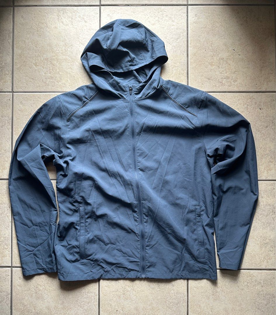 UNDER AMROUR windbreaker / Running Jacket (Category: Activewear) located in Mandaluyong City. Submitted by yohjivangarcons (Listing ID 1352206613, Image 1). Description: .