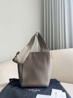 (Kategori: ) berada di . Dikirim oleh harukibutik (ID iklan 1352233644, Gambar 1). Deskripsi: .