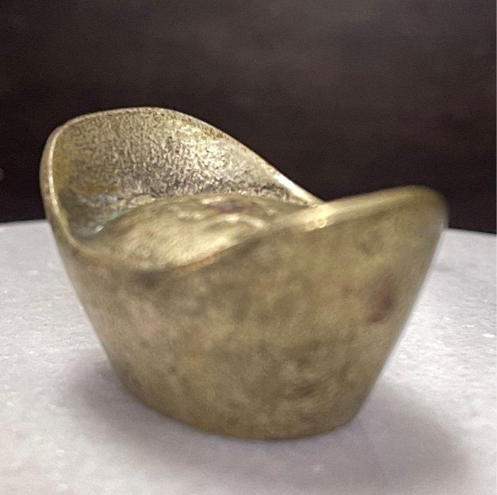 古銭　巨大な銀錠　銀元宝 清国嘉慶年月 五十两 官銀 儲備銀　参考品約1796g 古銭 巨大な銀錠 銀元宝 清国嘉慶年月 五十两 官銀 儲備銀 参考