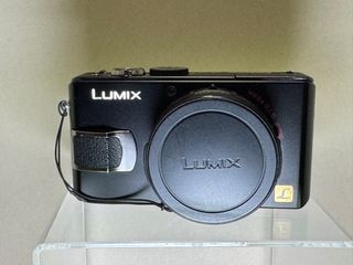 （分類：）位於 。 由 andymok1006 提交（商品編號 1352408757，圖片 1）。簡介： 。