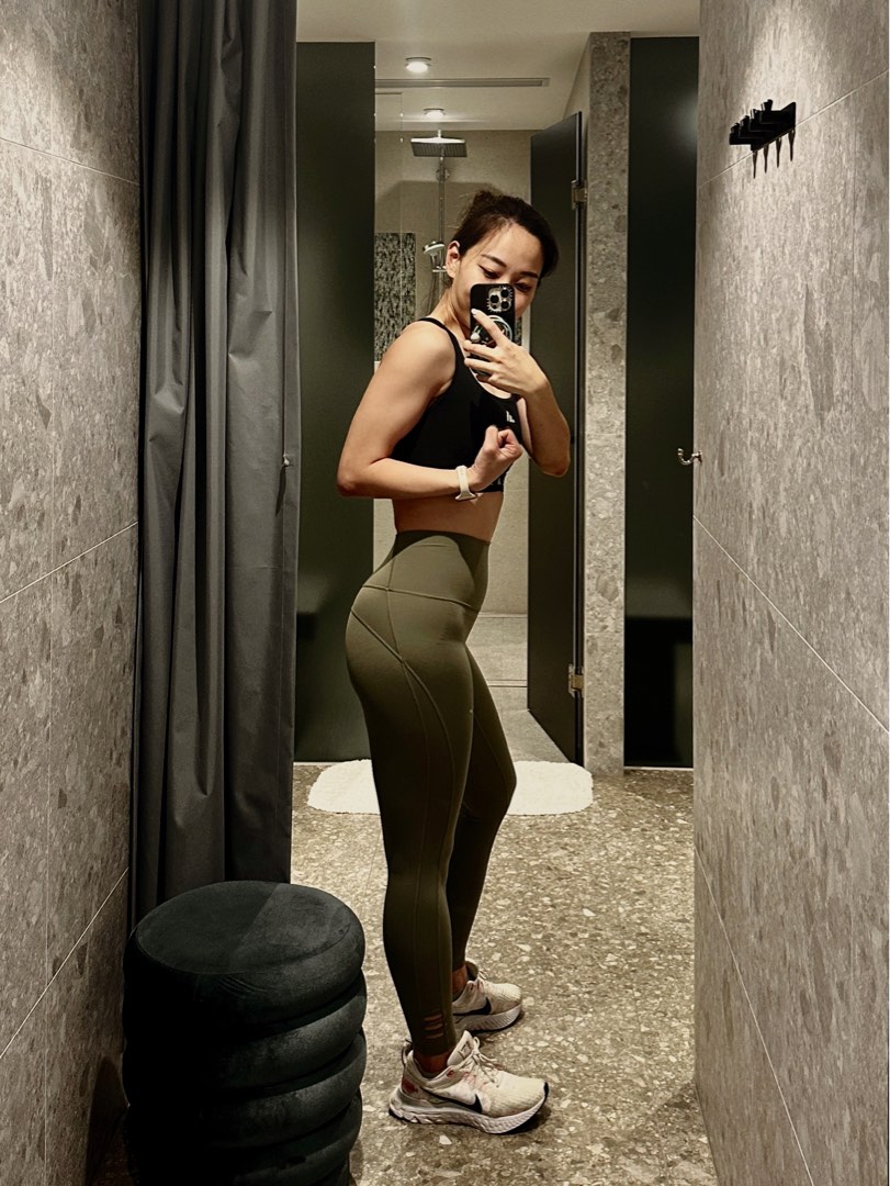 （分類：）位於 。 由 candice_skyler 提交（商品編號 1352414228，圖片 1）。簡介： 。