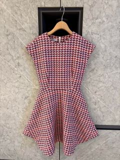 由 yichienliu (刊登 ID 1352403388，圖片 1) 提交，位於 的 (類別：)，說明：。