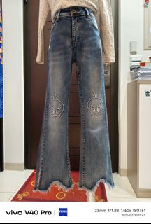 由 r22127534438494 (刊登 ID 1352501410，圖片 1) 提交，位於 的 (類別：)，說明：。