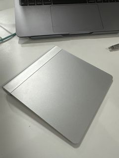 （分類：）位於 。 由 joshcanossa 提交（商品編號 1352419962，圖片 1）。簡介： 。