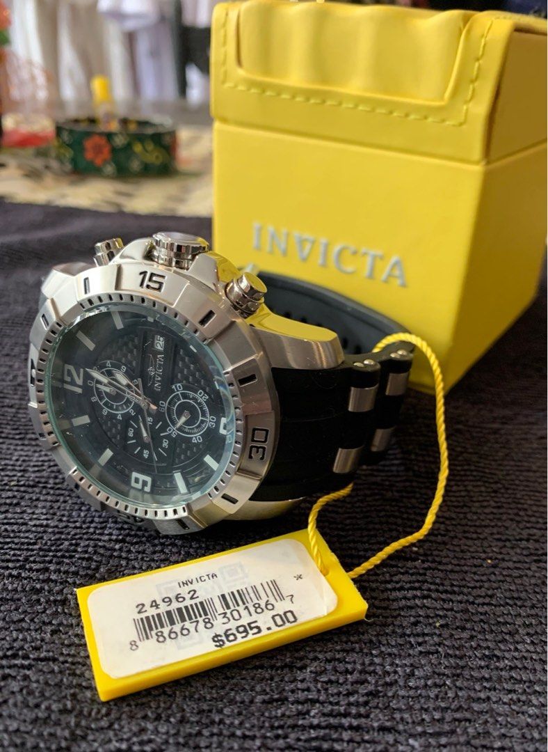 AUTH INVICTA Pro Diver SCUBA mode 24962 (Category: Men's Watches) located in Las Pinas. Submitted by karinaso (Listing ID 1352349396, Image 1). Description: Selling my dad’s Invicta Watch - Dive Tested. Used once. - Case Size: 50mm - Case Material: S.Steel - Bezel Color: Black, Silver Crown Type: Push - Crystal Type: Flame Fusion Dial Material: Carbon Fiber - Water resistance 100M - TRITNITE Night Glow.