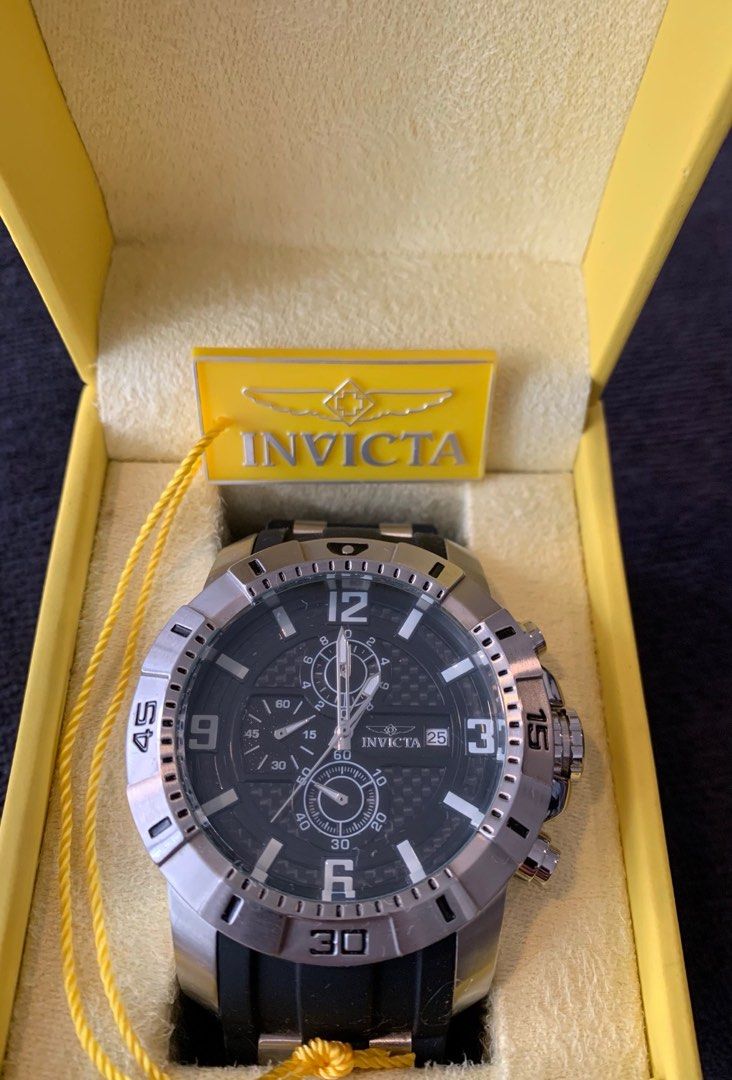 AUTH INVICTA Pro Diver SCUBA mode 24962 (Category: Men's Watches) located in Las Pinas. Submitted by karinaso (Listing ID 1352349396, Image 2). Description: Selling my dad’s Invicta Watch - Dive Tested. Used once. - Case Size: 50mm - Case Material: S.Steel - Bezel Color: Black, Silver Crown Type: Push - Crystal Type: Flame Fusion Dial Material: Carbon Fiber - Water resistance 100M - TRITNITE Night Glow.