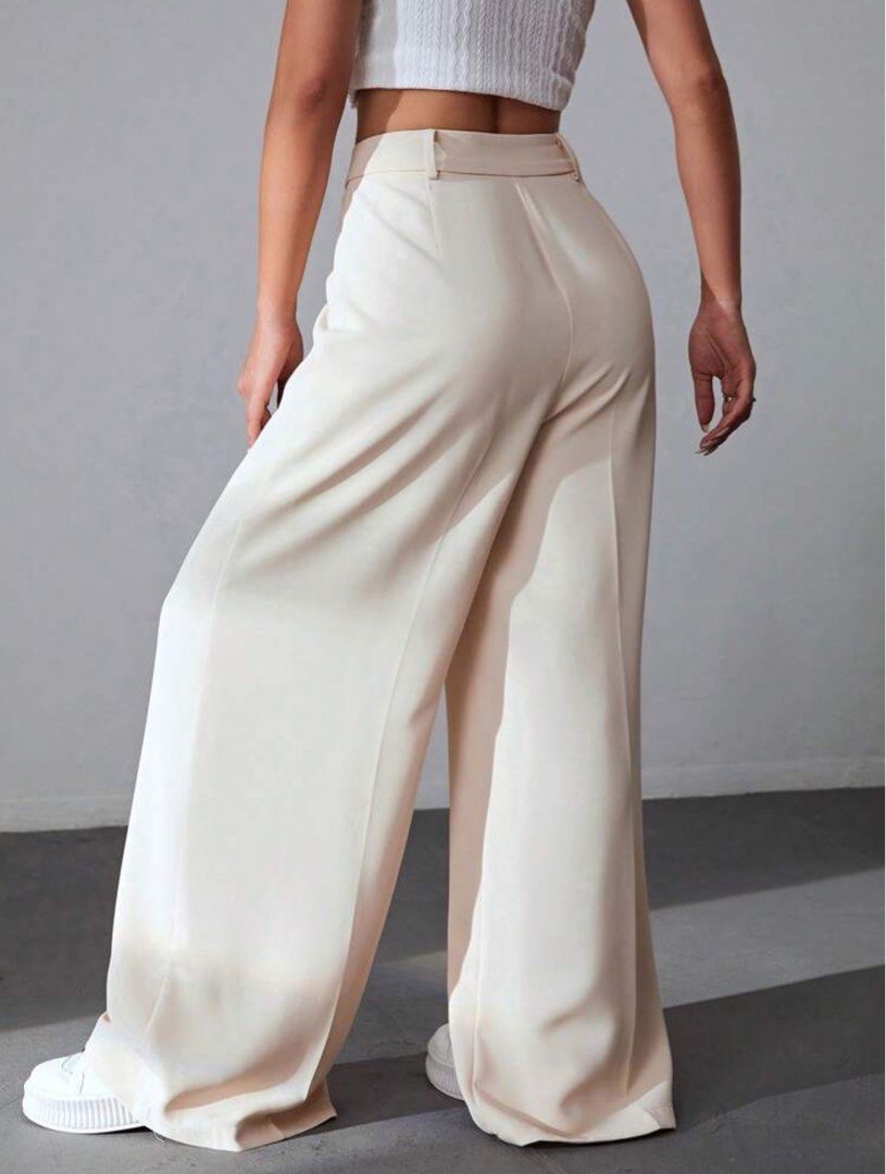 B1T1 Wide Leg Trousers (Category: Other Bottoms) located in Quezon City. Submitted by declutterwithme11_ (Listing ID 1352434267, Image 3). Description: Never worn. 2 for 800 pesos only Brand new condition. Waistline: 30-32.