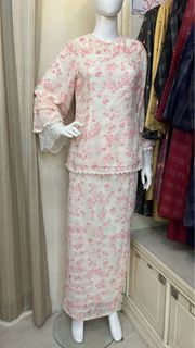 (Kategori: ) berada di . Dikirim oleh qollection (ID iklan 1352346273, Gambar 1). Deskripsi: .