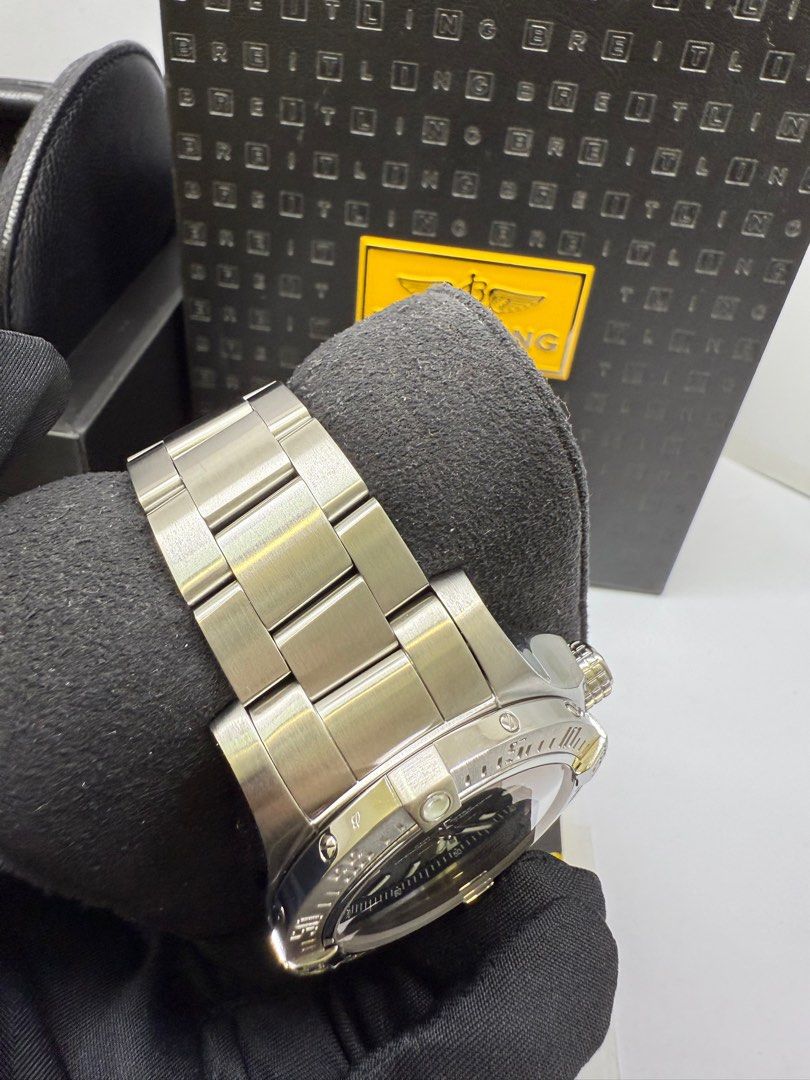 Breitling Avenger Seawolf (Category: Luxury Watches) located in Makati City. Submitted by itsyourwatches (Listing ID 1352365233, Image 3). Description: P180,000 Breitling Avenger Seawolf Black Dial, 45mm Steel Automatic Ref-A1733110/BC30 Year 2014 Box & Papers .