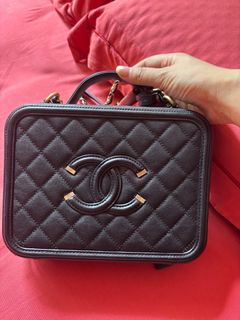(Category: ) located in . Submitted by luxurypalaceitems (Listing ID 1352380109, Image 1). Description: .