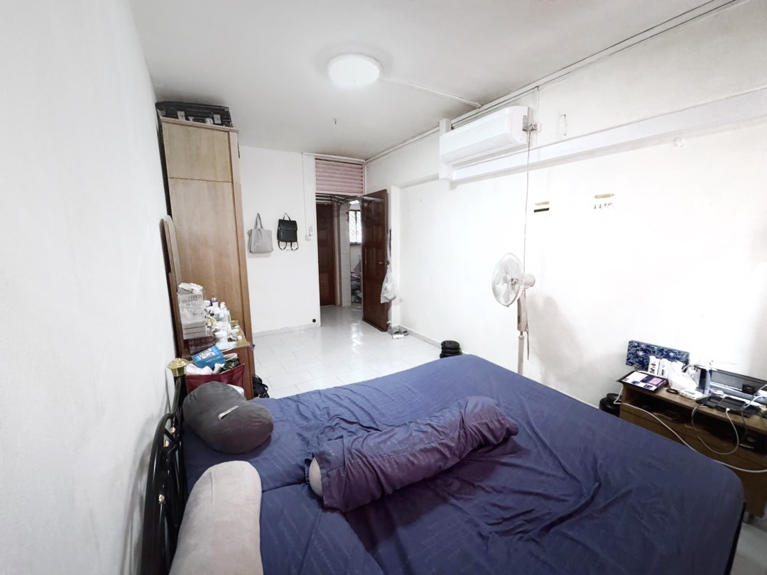 (Category: ) located in . Submitted by fynnfinn (Listing ID 1239046194, Image 1). Description: .