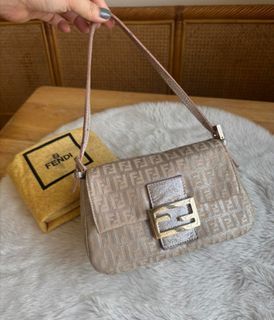 (Kategori: ) berada di . Dikirim oleh its.lookal (ID iklan 1352374475, Gambar 1). Deskripsi: .