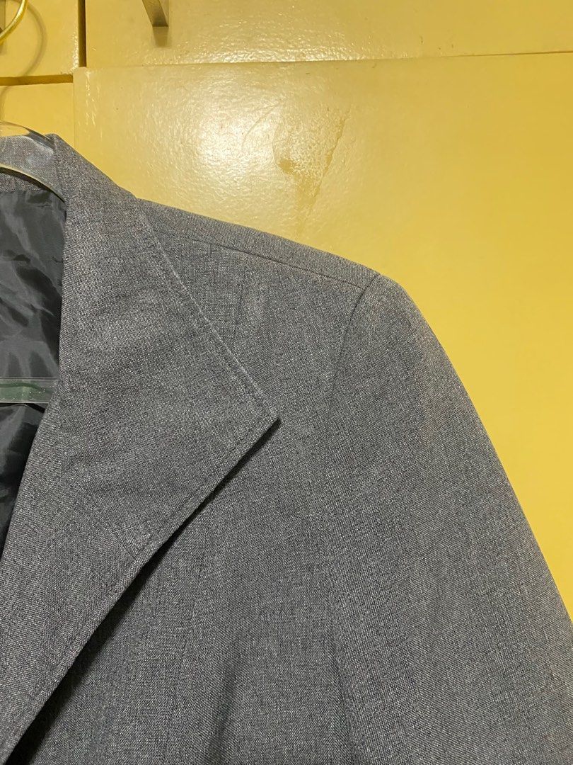 Gray Corporate Blazer (with lining and shoulder pad) (Category: Coats, Jackets and Outerwear) located in Pasig City. Submitted by espnyl07 (Listing ID 1352460154, Image 3). Description: Dark Gray Corporate Blazer ✔️can also be used in casuals ✔️fits S to semi L ✔️best fits to M ✔️with inner lining ✔️with shoulder pads ✔️with 2 side pockets.