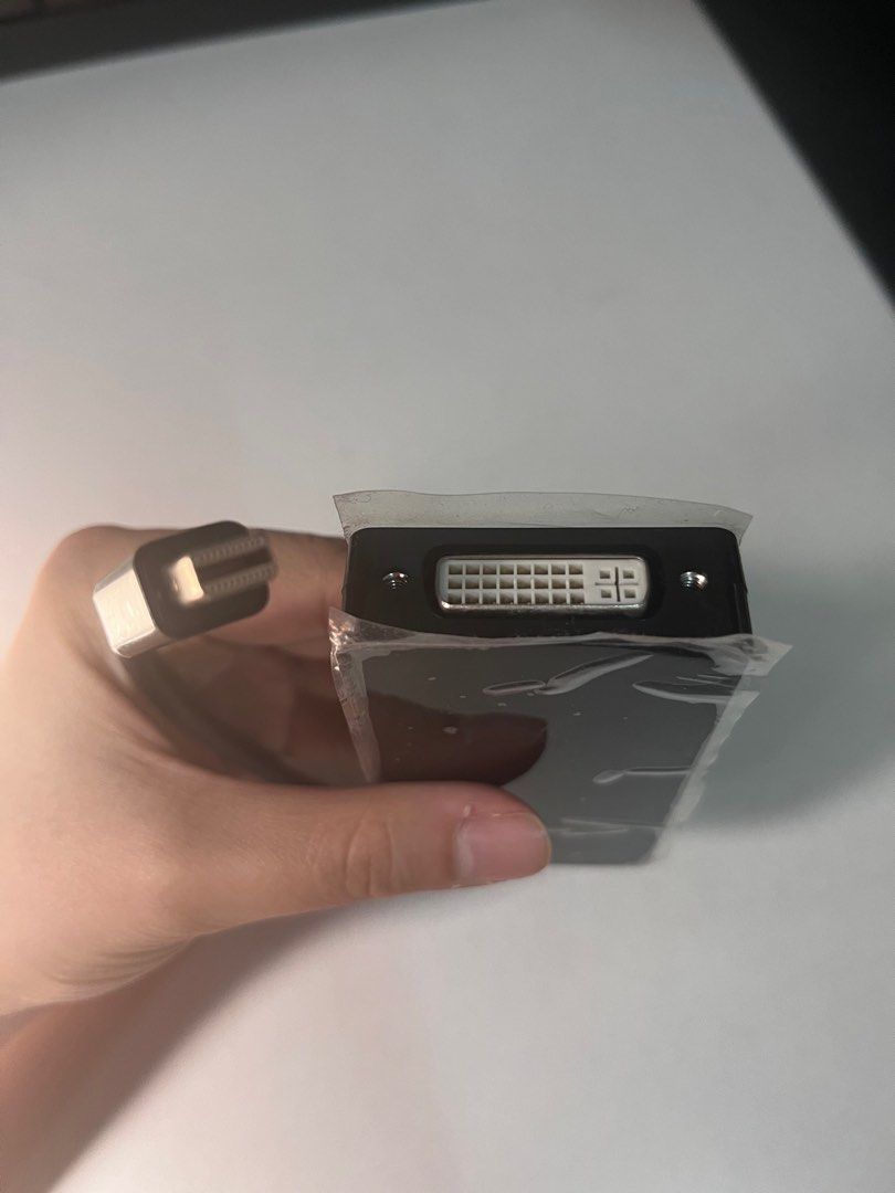 HDMI Cable, HDTV, VGA (Category: Cables & Adaptors) located in Manila. Submitted by cccuyyy (Listing ID 1352347740, Image 3). Description: Used only for a couple of months. Used this for my old Macbook Pro 2013. .