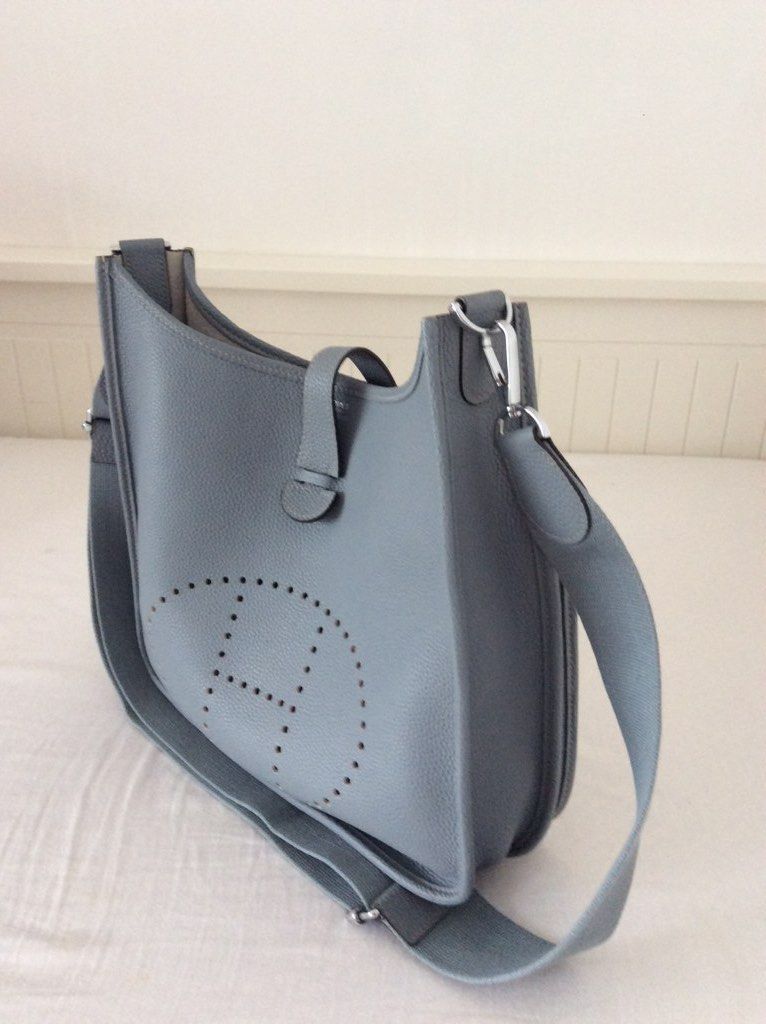 Hermes Evelyne shoulder bag (Category: Luxury Bags & Wallets) located in Taguig. Submitted by francisco_7 (Listing ID 1352415415, Image 2). Description: .