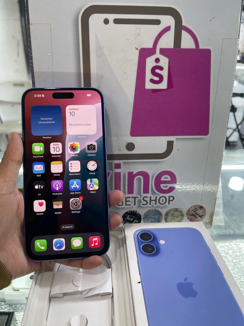 iphone 16plus 128gb dual sim good as new (Category: iPhone 16 Series) located in Cainta. Submitted by vine_gadget_shop (Listing ID 1352343350, Image 1). Description: iphone 16plus 128gb dual sim good as new complete package all original hk variant warranty until october 2025 pick up store greenhills shopping center we accept trade in we accepy credit card and ggives installment we do cod and door to door we ship nationwide for fast transaction ca