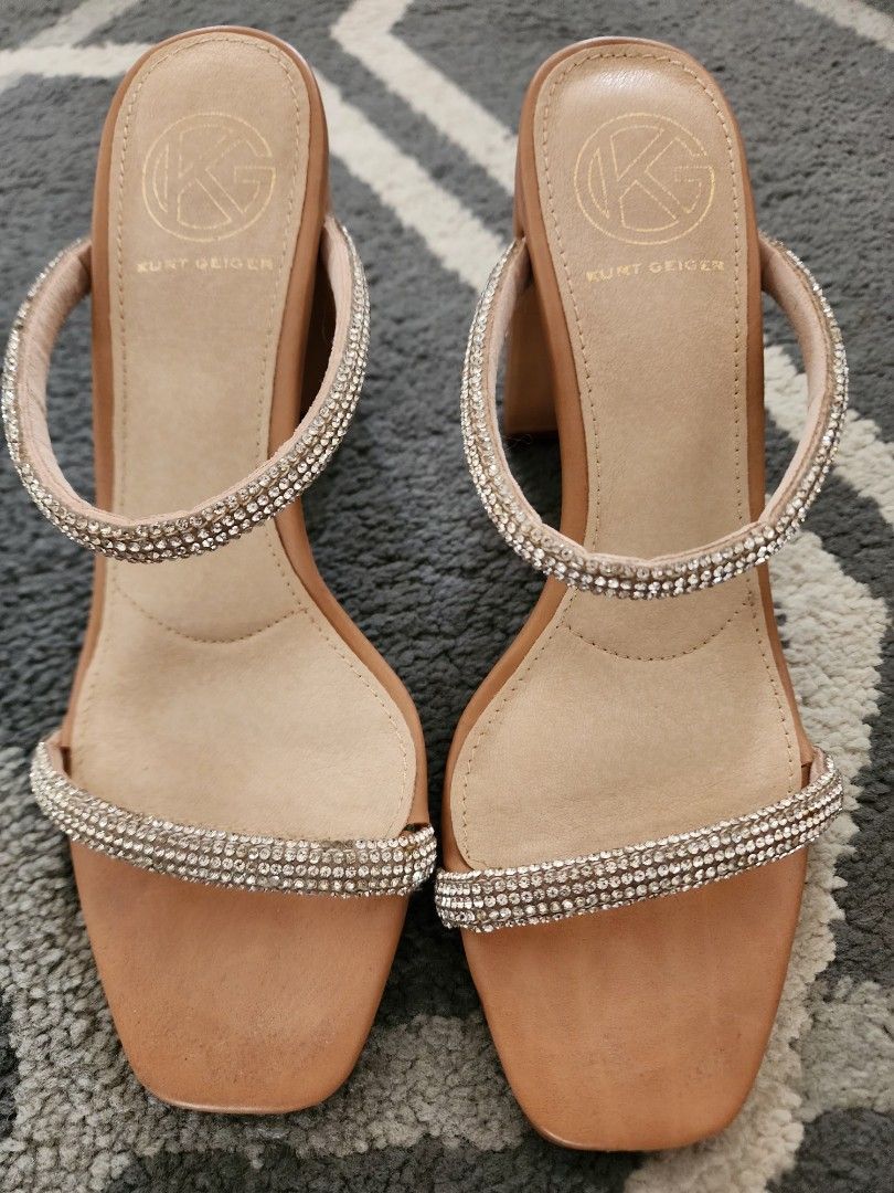 Kurt geiger heels (Category: Heels) located in Paranaque City. Submitted by declutterproject (Listing ID 1352446328, Image 3). Description: not fit me...just tried inside the house...with dust bag ...box thrown away already.