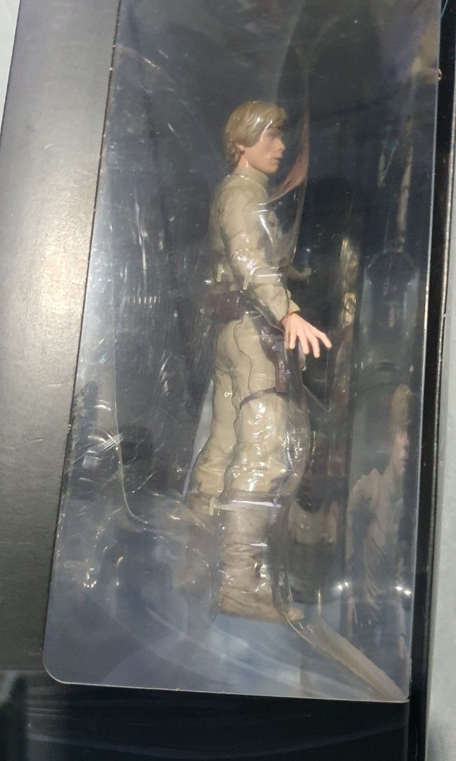 Luke SkyWalker HyperReal (RePriced) (Category: Figurines & Statues) located in Pasig City. Submitted by bechay2 (Listing ID 1352392780, Image 3). Description: Luke Skywalker HyperReal 1600 (Original price 6,500) - Brand New/MISB - Box Condition 9/10 - Size: 8 inches Slightly negotiable Location: Pasig..
