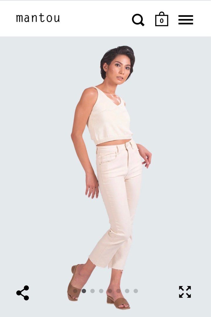 Mantou Hira Straight Leg Jeans (Category: Jeans) located in Bacolod City. Submitted by prelovedbyabb (Listing ID 1352366042, Image 2). Description: • no flaws • rfs: decluttering .