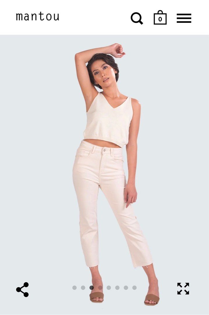 Mantou Hira Straight Leg Jeans (Category: Jeans) located in Bacolod City. Submitted by prelovedbyabb (Listing ID 1352366042, Image 3). Description: • no flaws • rfs: decluttering .