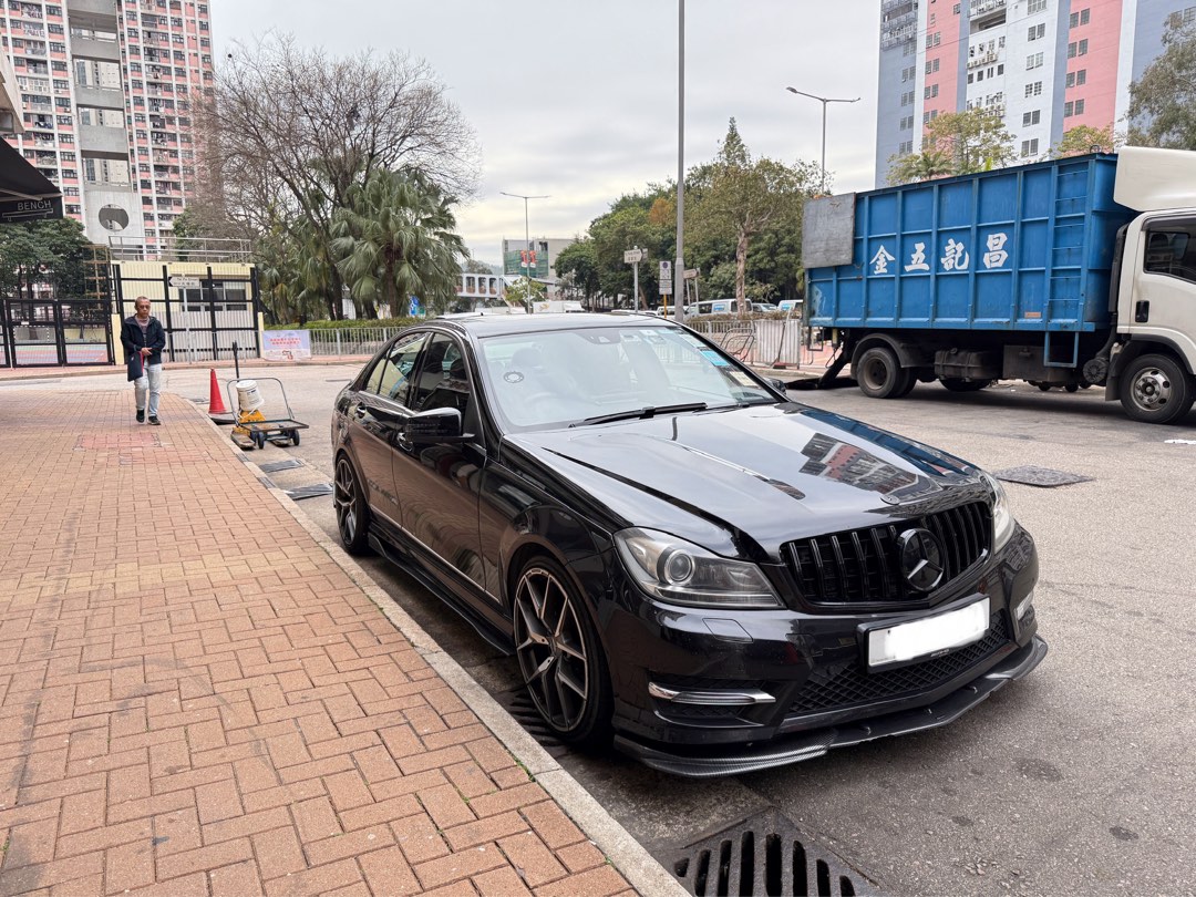 Mercedes-Benz C200 AMG Line (A)62863174103683111