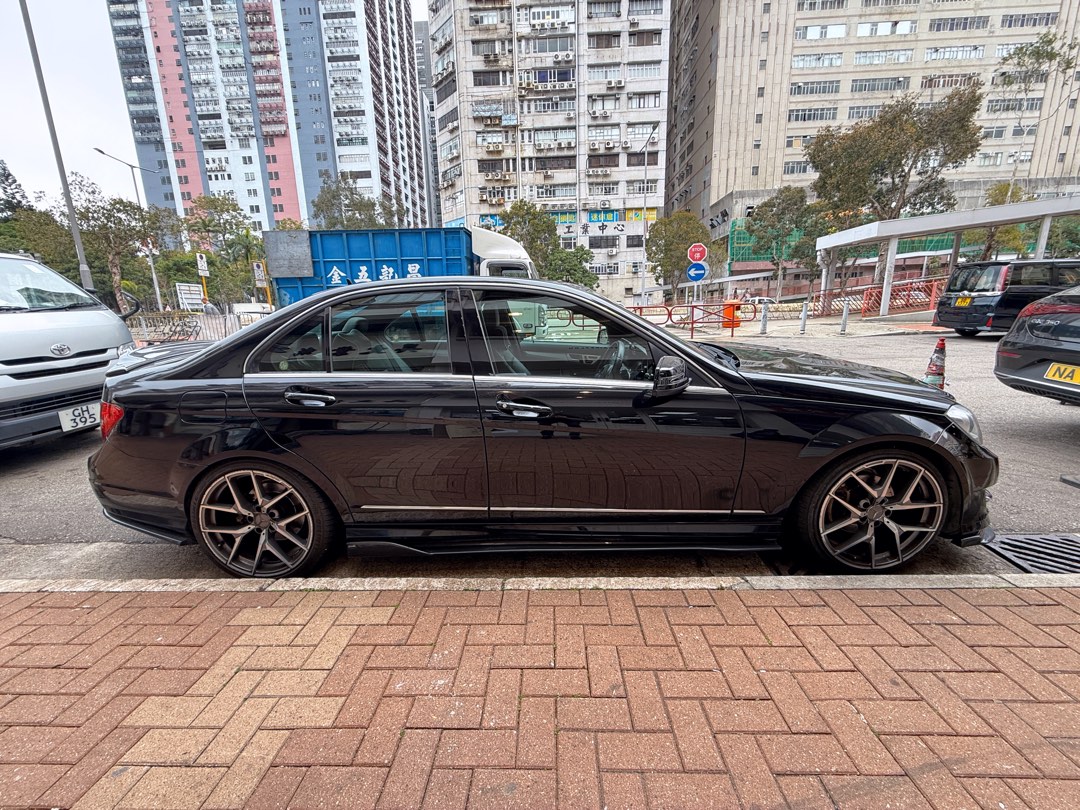 Mercedes-Benz C200 AMG Line (A)62863174103683114